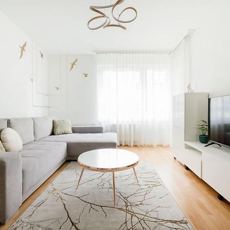 Modern Two-Bedroom Apartment With Free Parking Budapest Exterior foto