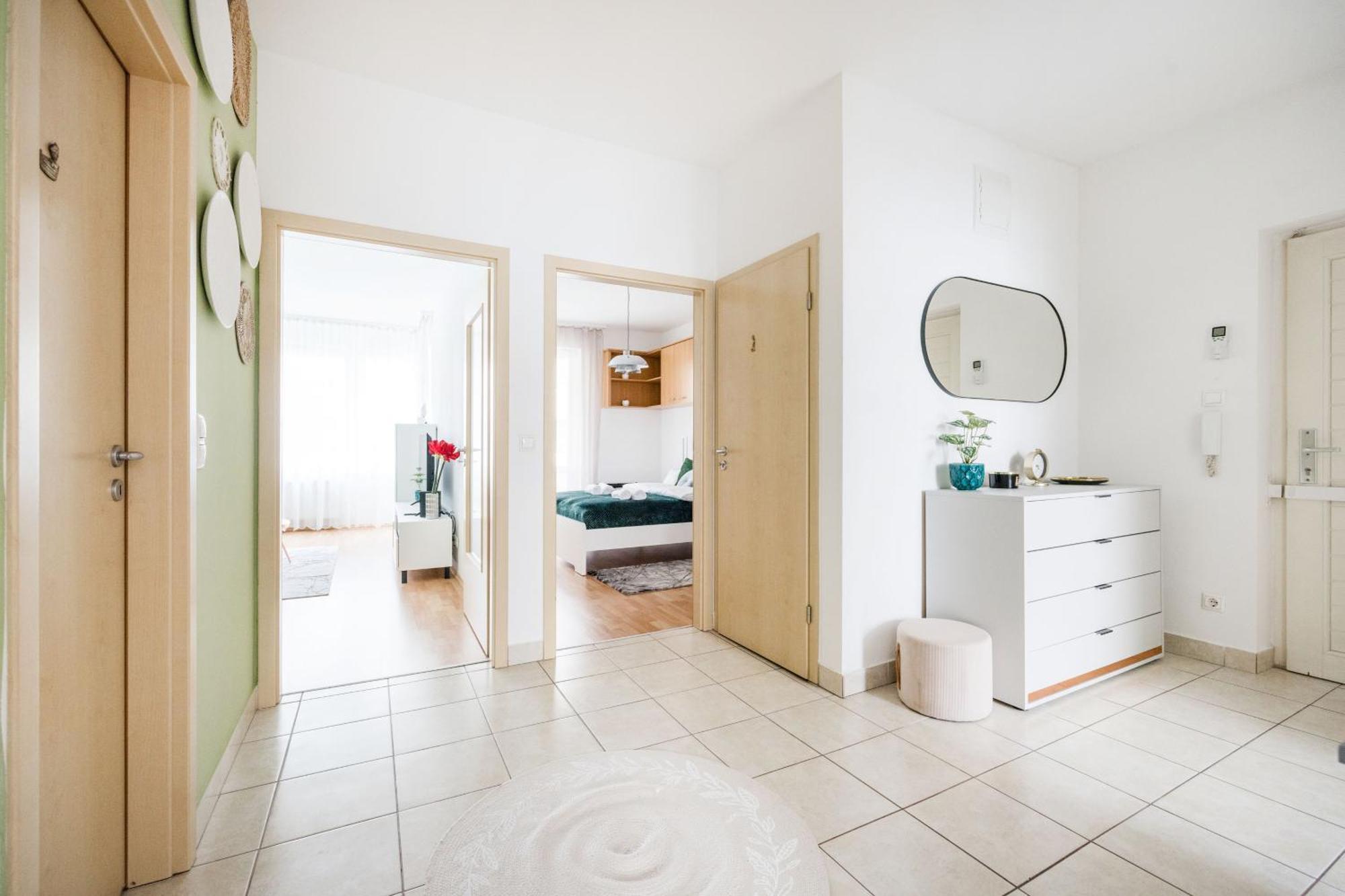 Modern Two-Bedroom Apartment With Free Parking Budapest Exterior foto